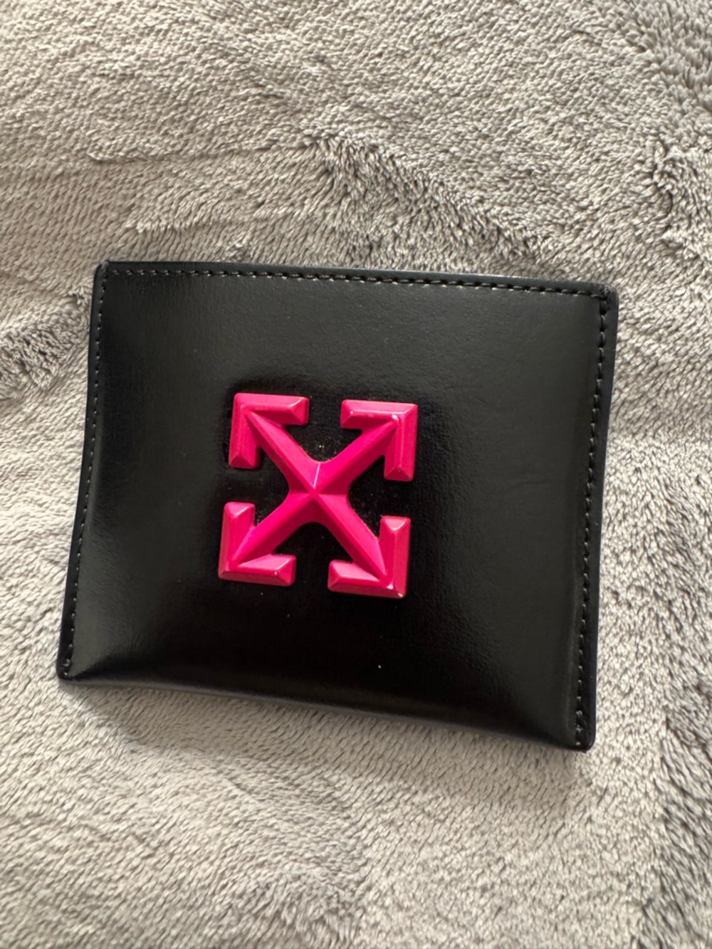 Off-White Black card Wallet with Hot Pink Arrow